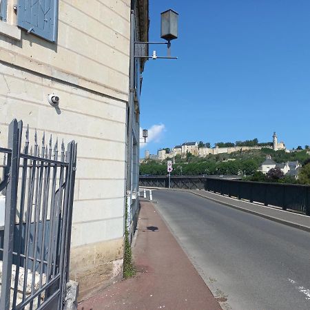 Agreable Maison De Ville Au Coeur De 希农 外观 照片