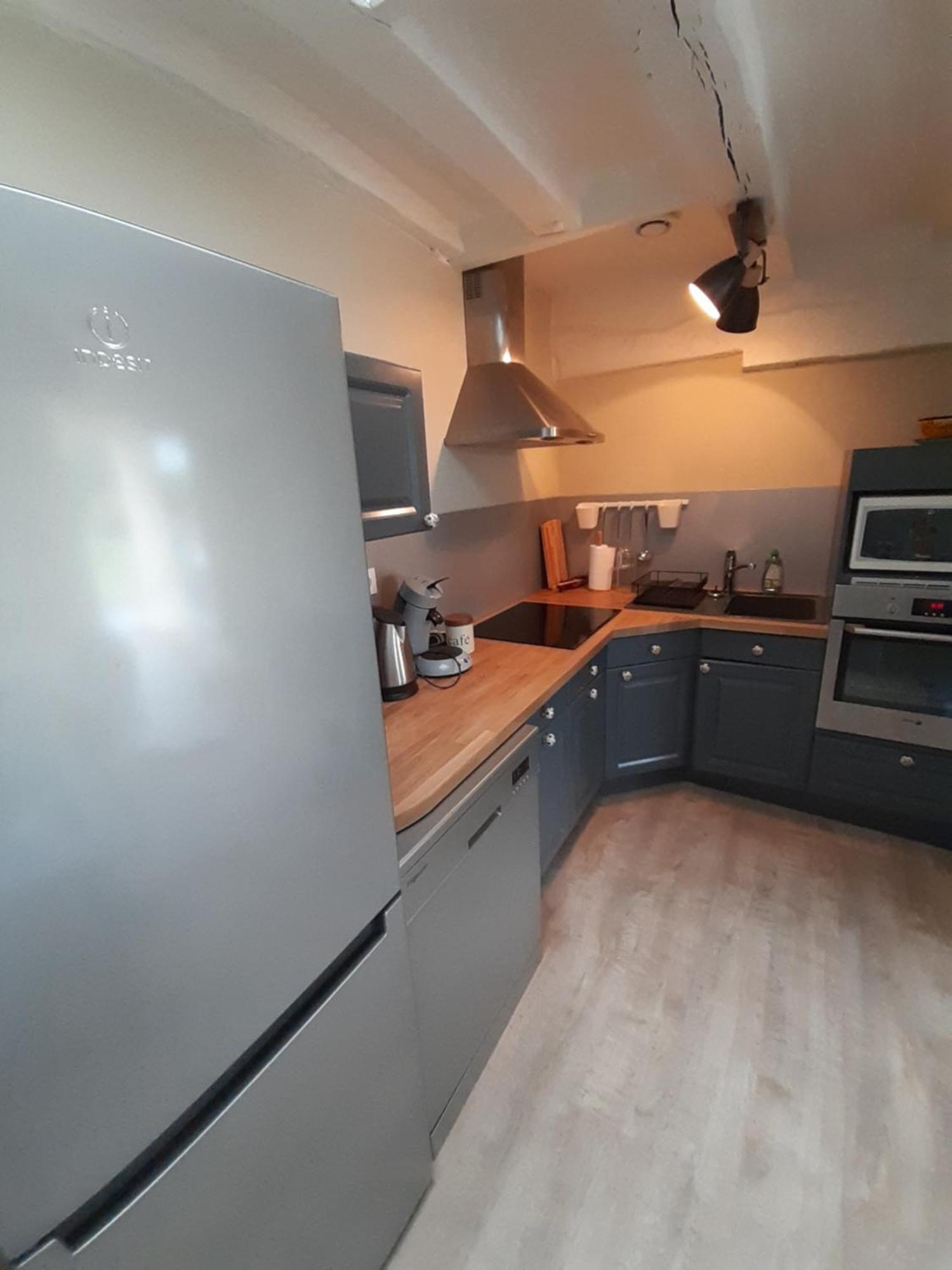 Agreable Maison De Ville Au Coeur De 希农 外观 照片